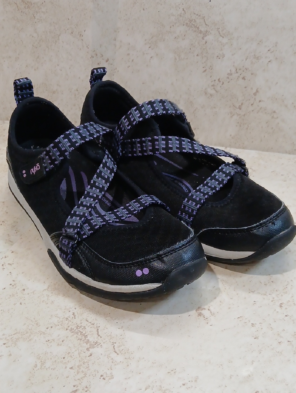 Women's Ryka Kailee Black and Purple Cross-Strap Mary Jane Sneakers Sz 8.5M